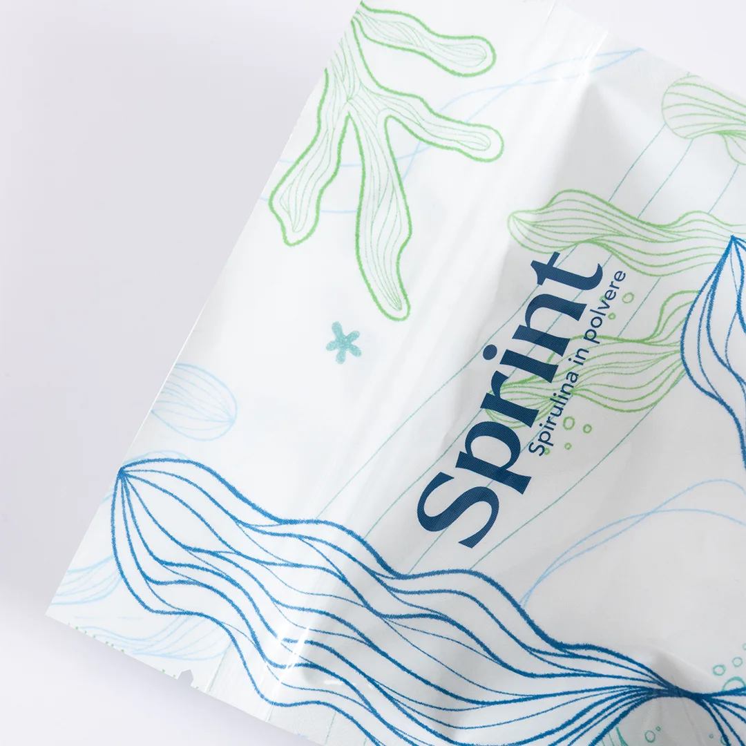 sprint-spirulina-riciclabile-16×24-close-up-001