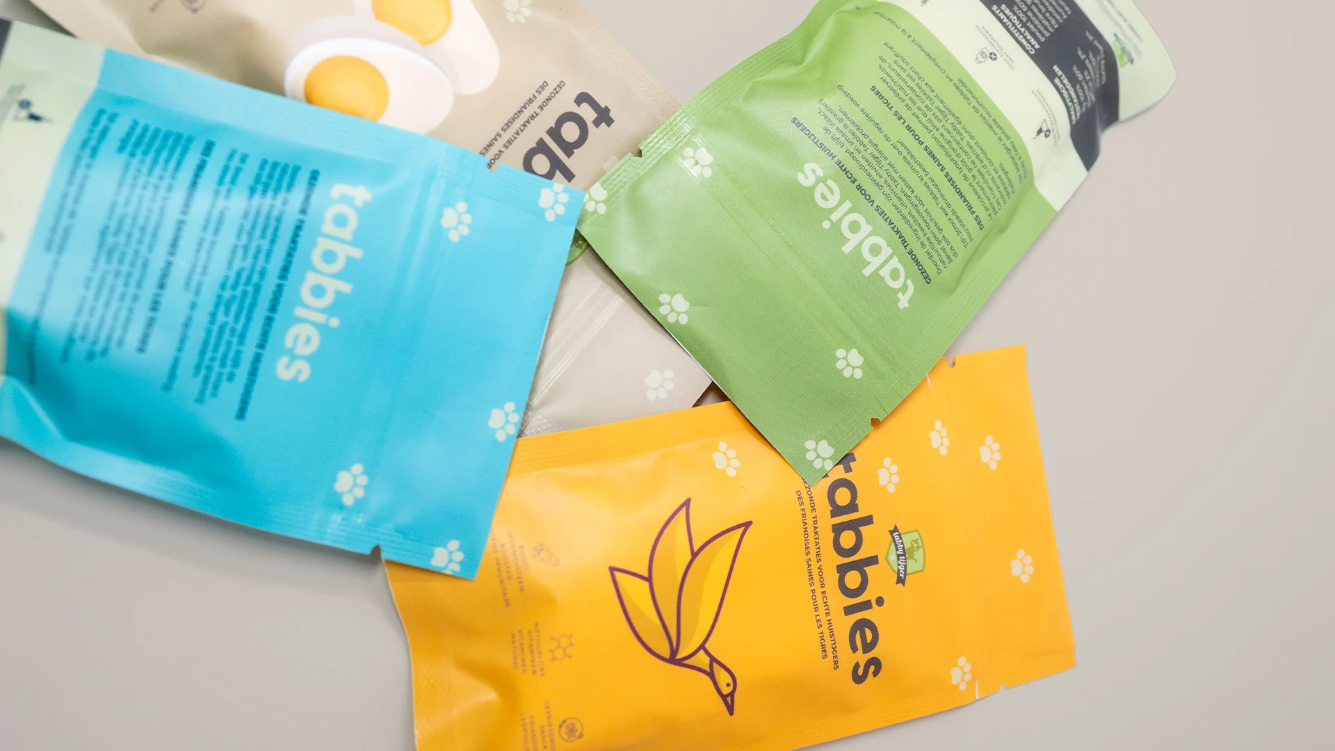 Le aziende pet food scelgono imballaggi flessibili